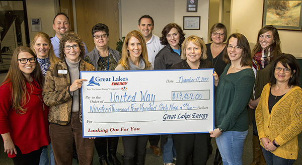 GLE employees presenting $20,000 check to United Way